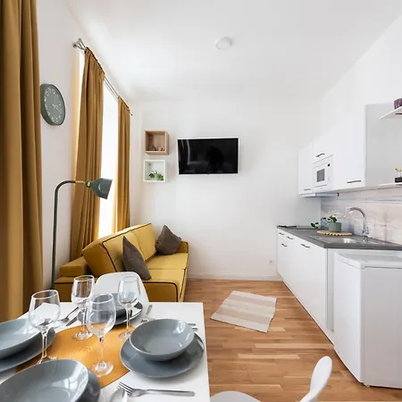 Peter's Square * 布拉格