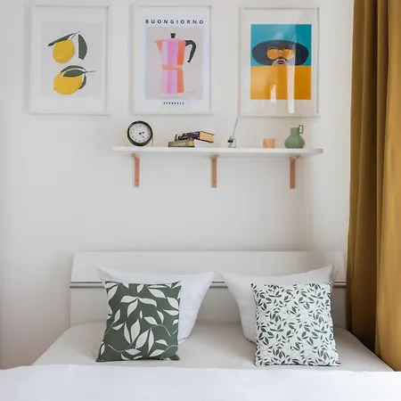 Peter's Square * 布拉格